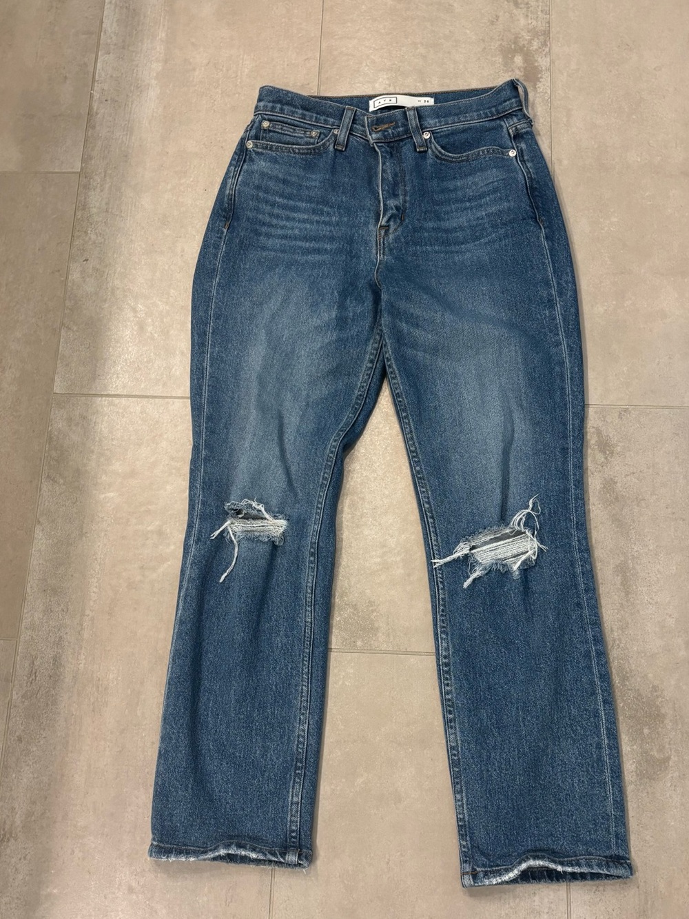 A Y R Women’s Distressed Blue Straight-Leg Cropped Jeans Size 26